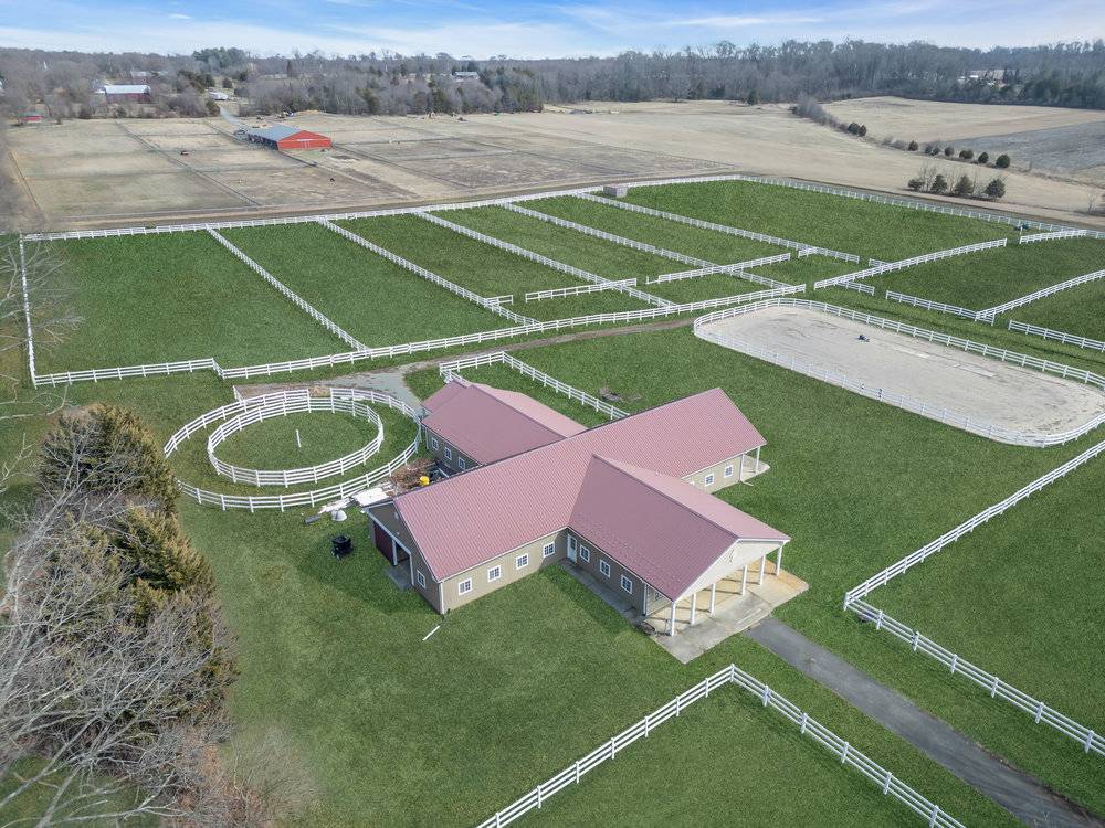 Horse Property for sale.
