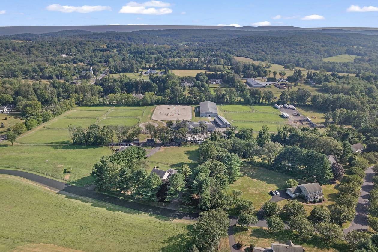 Horse Property for sale.
