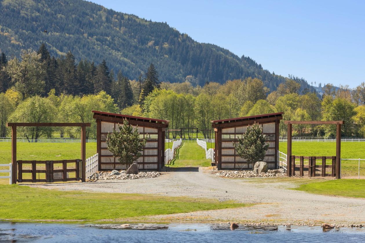 Rhodes River Ranch | A Legendary Equestrian Estate - photo 24