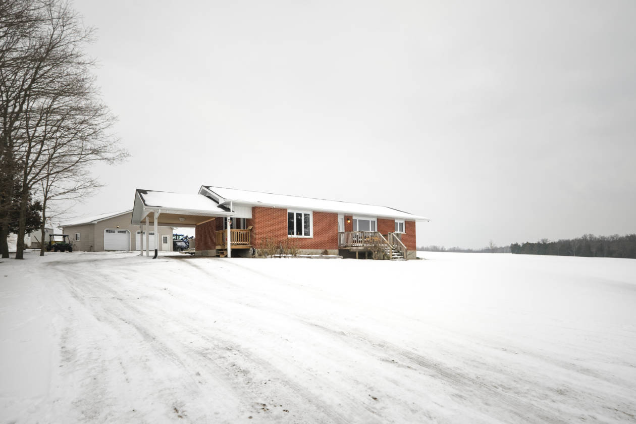 Beautiful 165 Acre Farm Reaboro Kawartha Lakes Division County Ontario Horseproperties Net