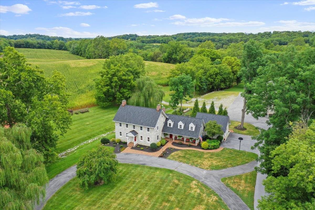 Horse Property for sale.