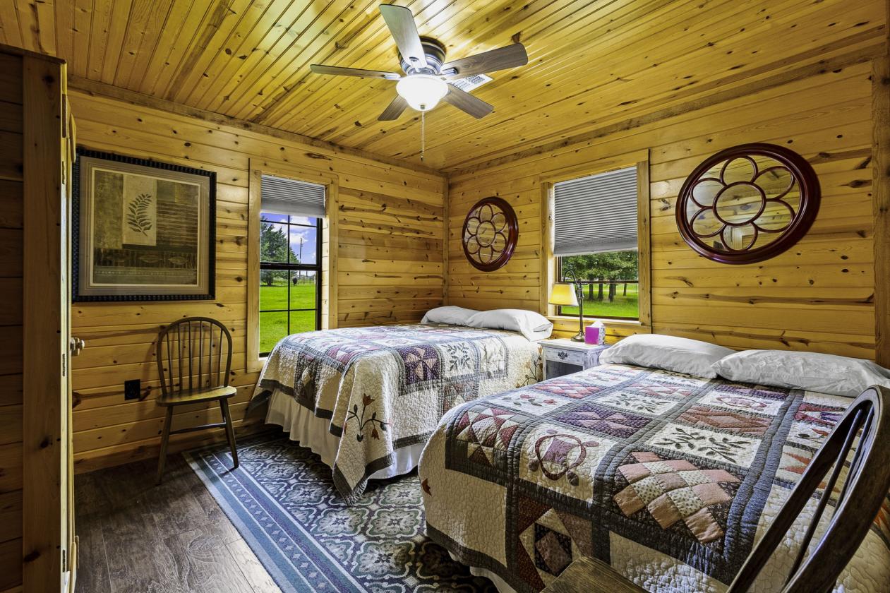 Complete Turnkey Country Horse Property - photo 13