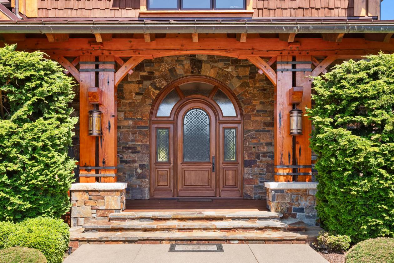 Exclusive Equestrian Estate on 53 Acres - photo 2