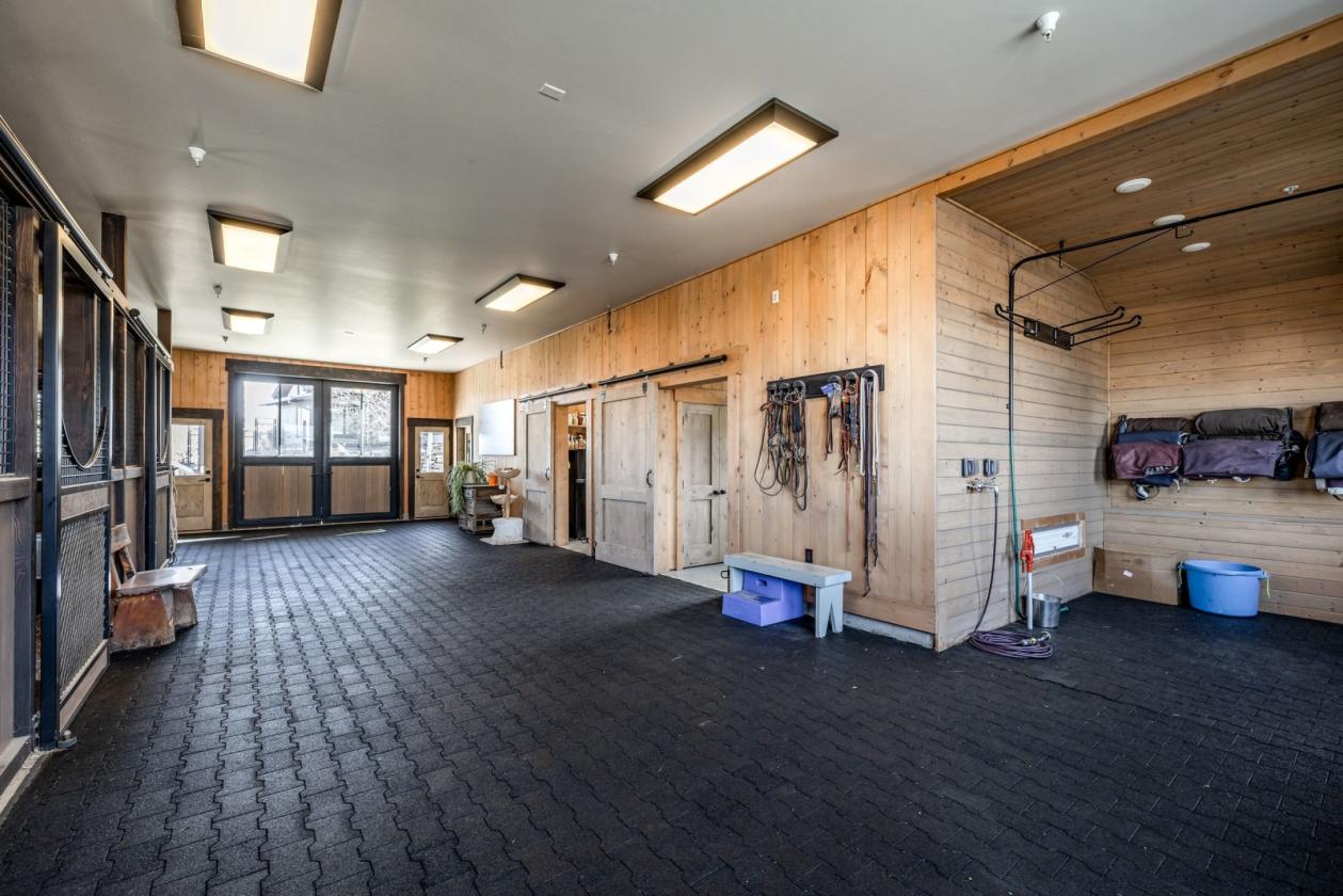 Extraordinary Equestrian Estate with Wasatch Mtn Views - photo 24