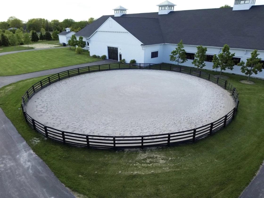 Luxury Equestrian Facility at Its Best - photo 18