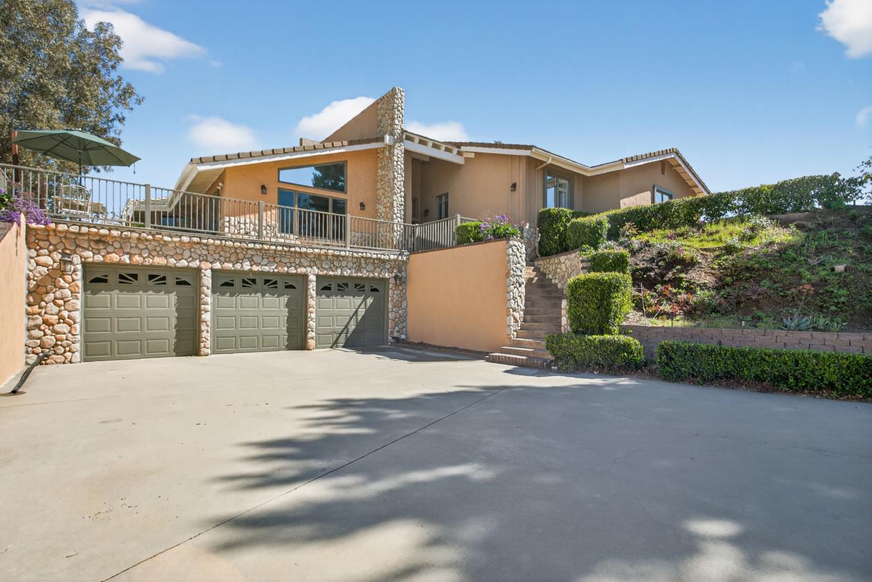 Private Sanctuary in La Cresta Equestrian Community - photo 6