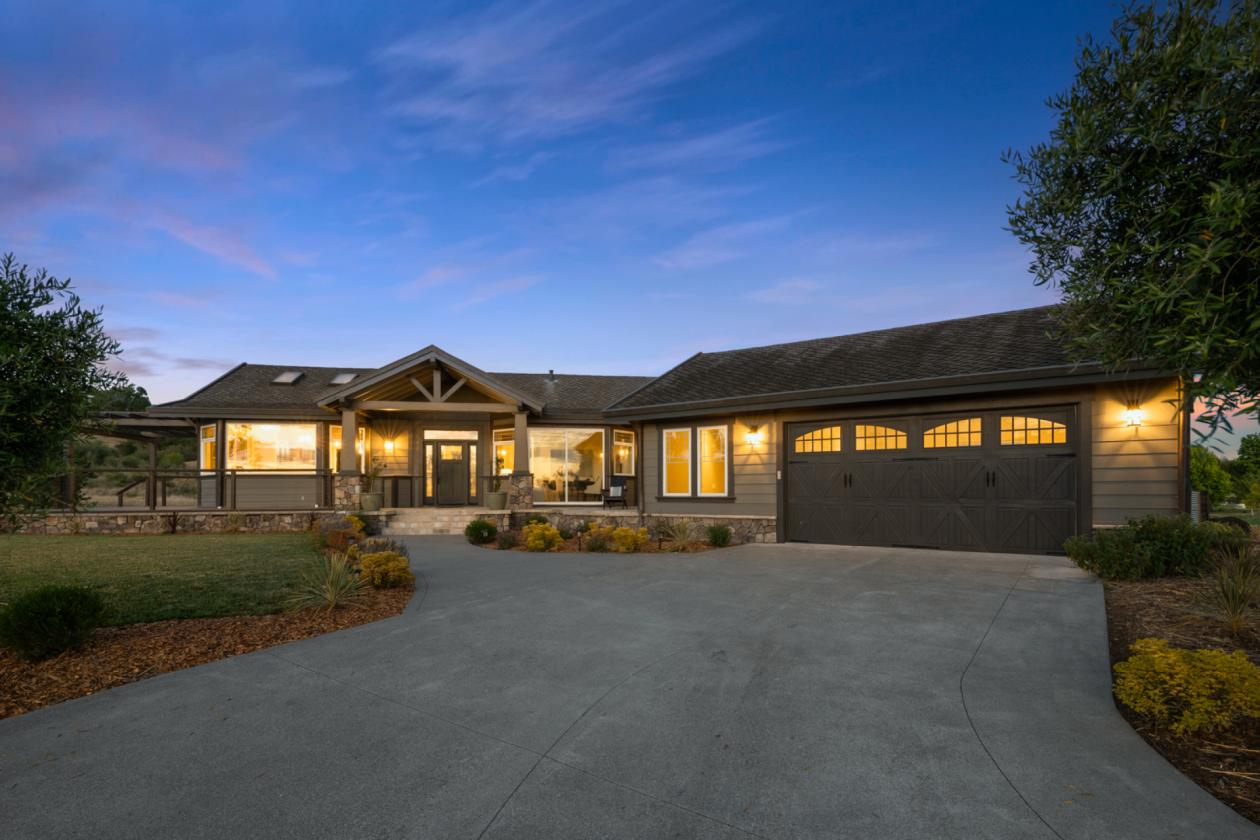 59-Acre Petaluma Legacy Estate & Private Lake - photo 2
