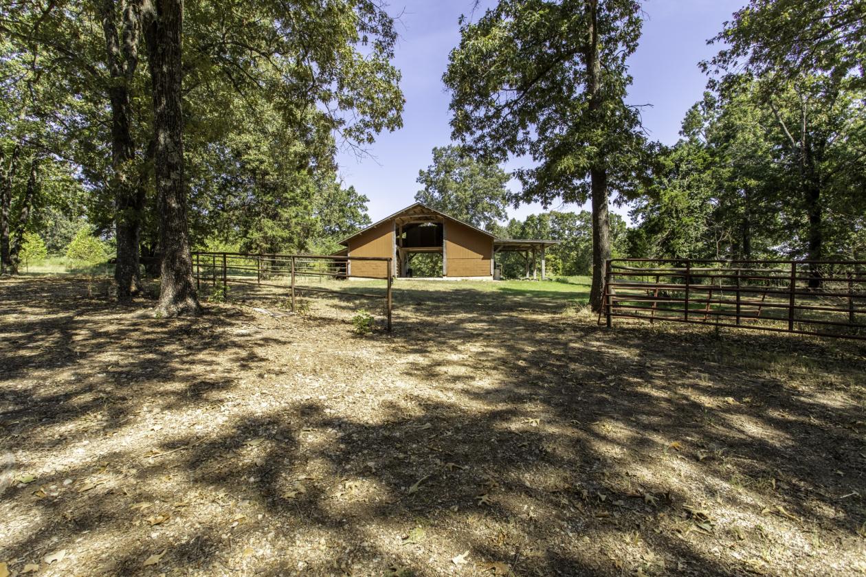 Luxury Timberframe Home with Horse Facilities - photo 7