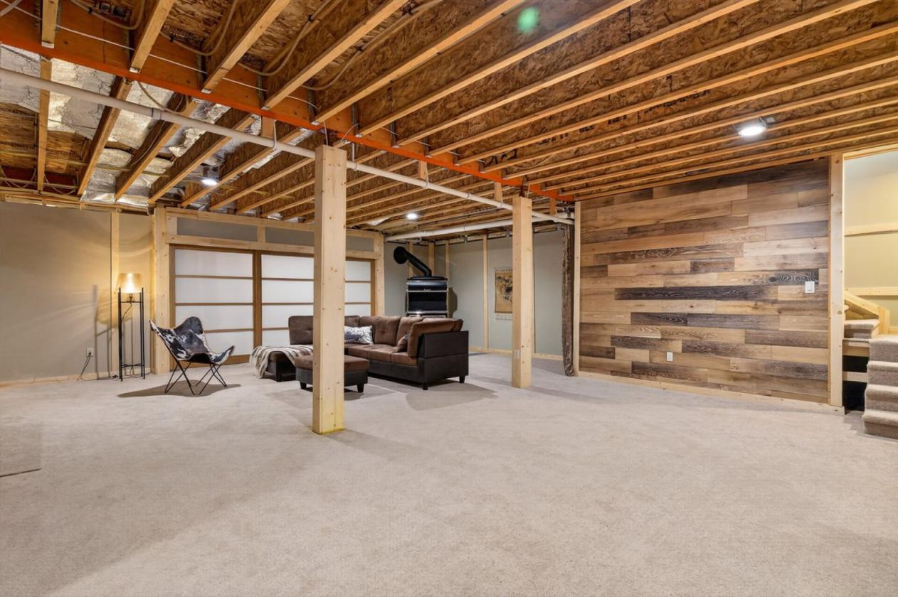 Unique Construction like no other in Wyoming! - photo 23
