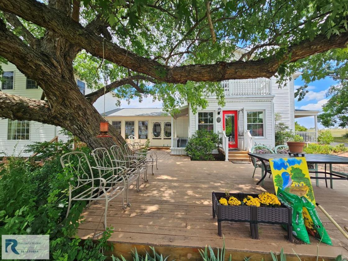 Blue Bird Hill - Turnkey Endless Possibilities - photo 14