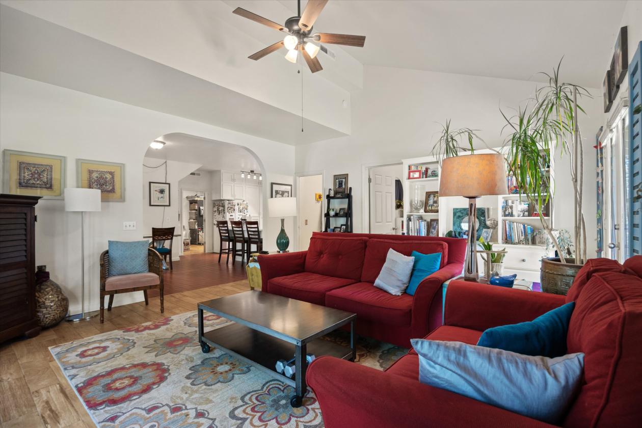 Charming Home on 12 Acres - photo 15