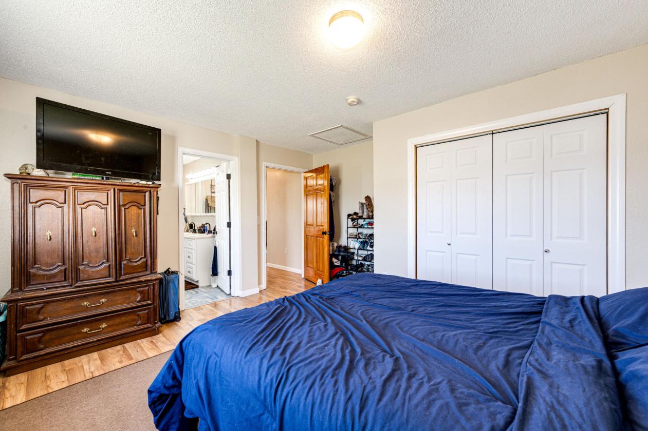 Horse Property & Multi-Generational living! - photo 12