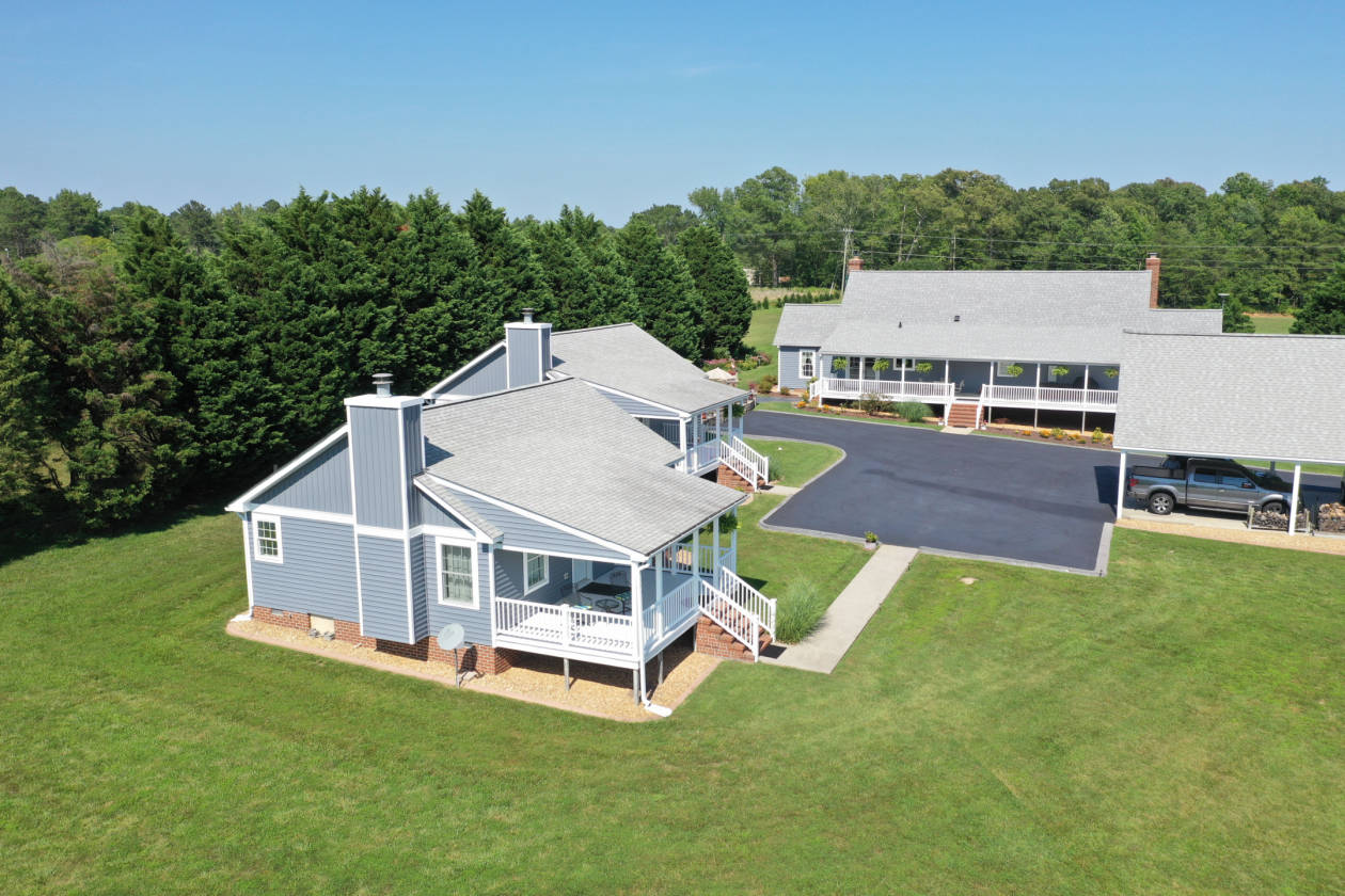 Over 10 Acres of ParkLike Pasture to Make Your Own Quinton, New Kent County, Virginia