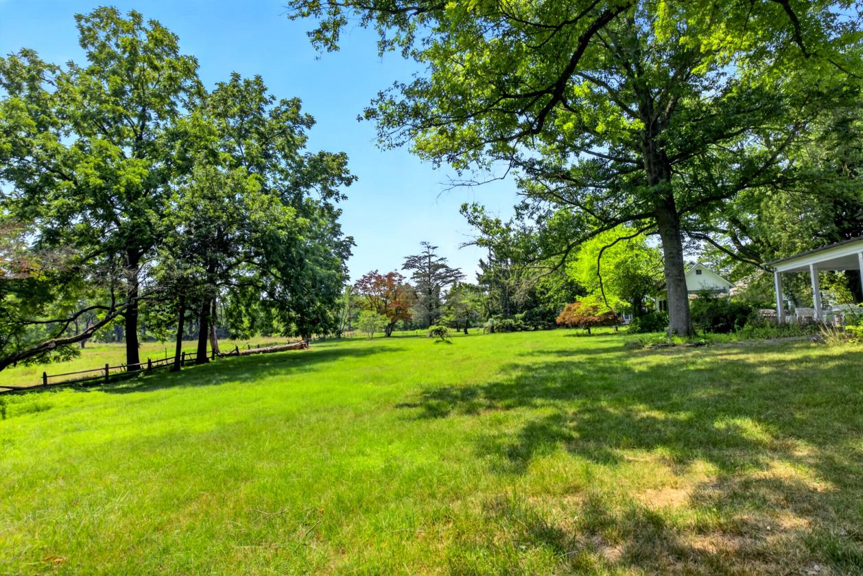 Rare Slice of Americana on 33 Acres - photo 15