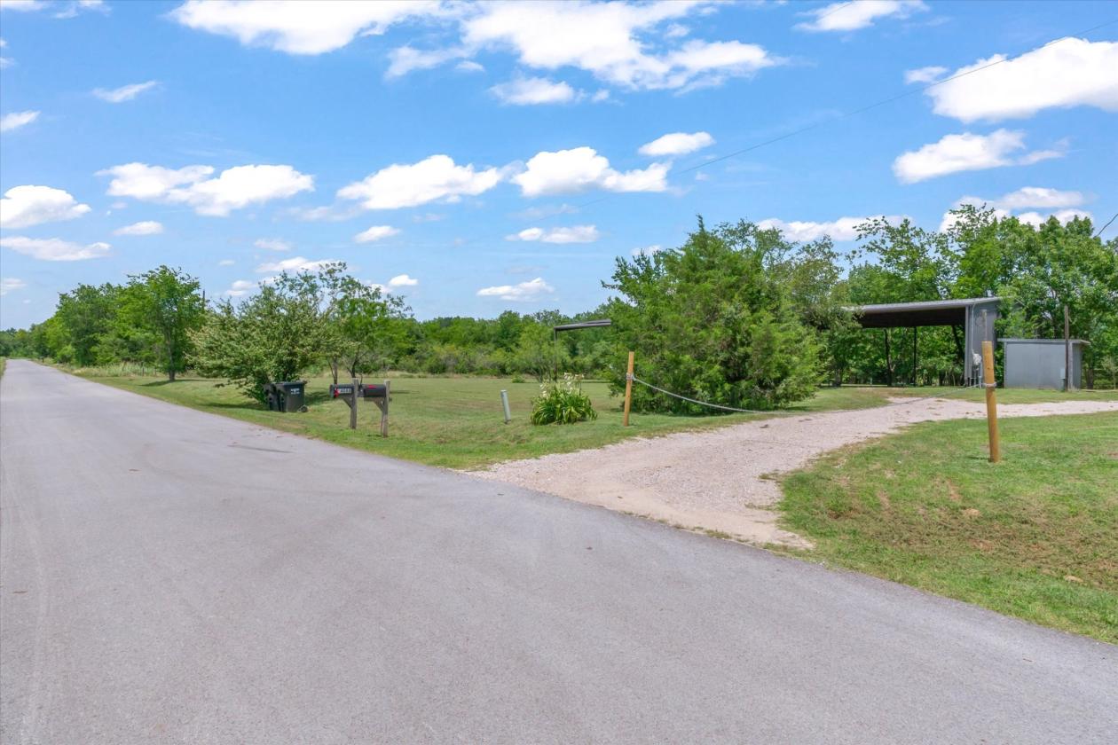 Rare Opportunity in Terrell City Limits on 5.2 Ac - photo 9