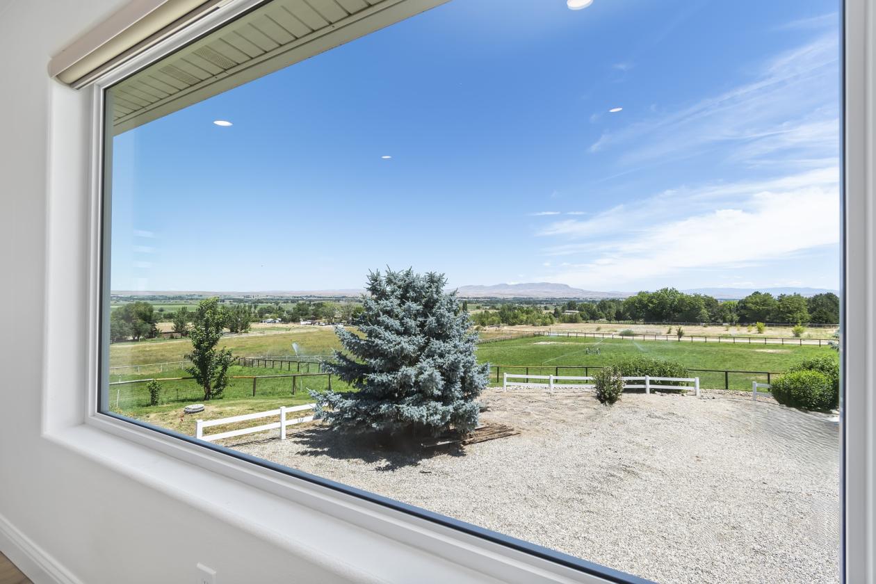 5+ Acres, Panoramic Views--Easy Reach of Boise - photo 22