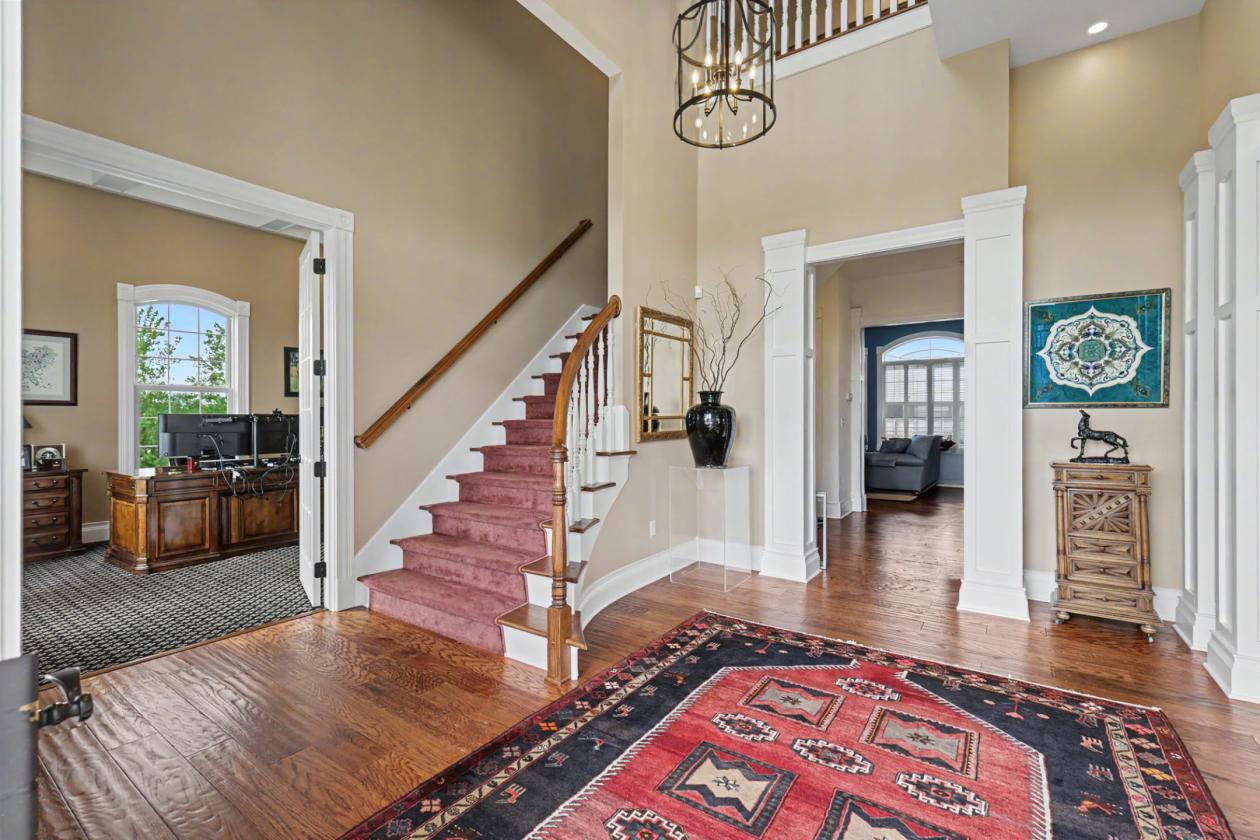 ONE-OF-A-KIND 10 ACRE EQUESTRIAN ESTATE - photo 21