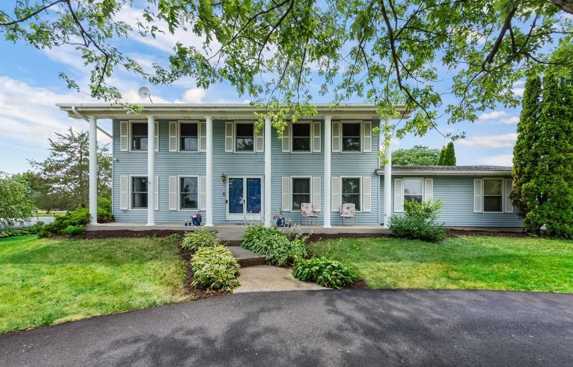 Horse Property for sale.