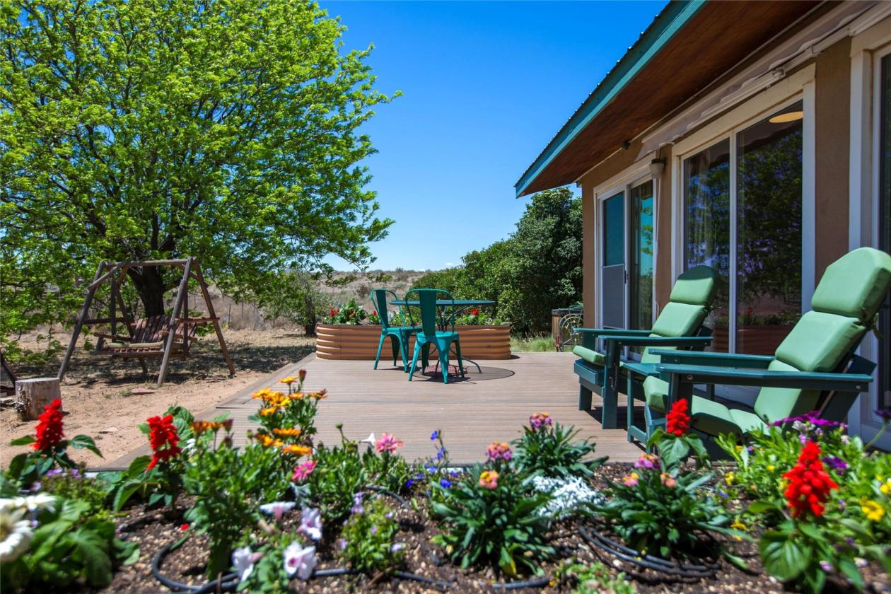 Starry Night Ranch - House/Guest House/Barn - photo 15