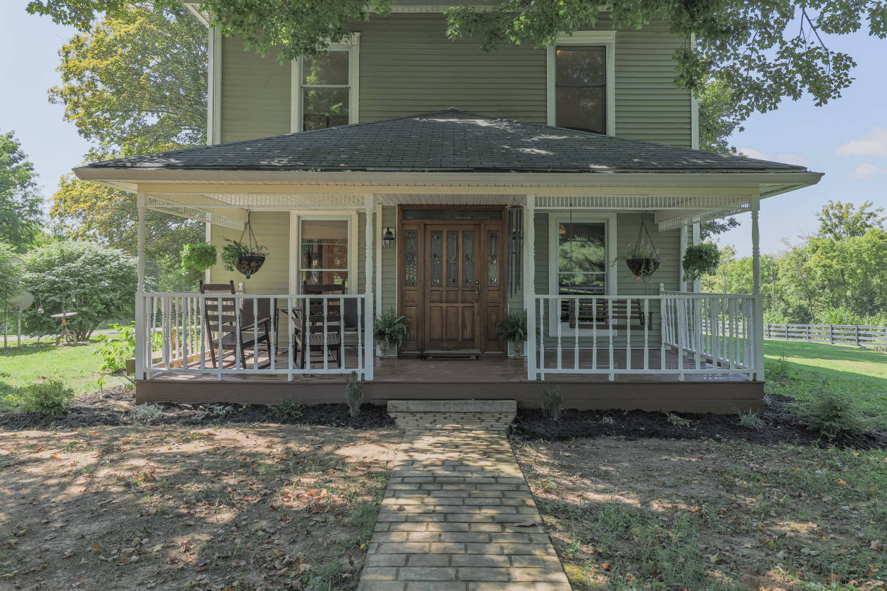 Turn Key Horse Farm on 20 acres in Georgetown, Indiana | Georgetown ...