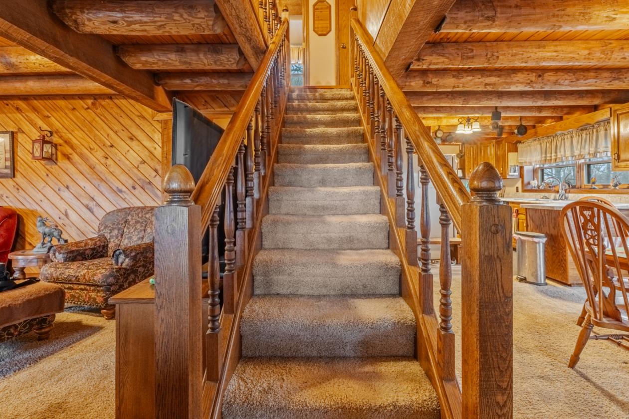REAL LOG HOME on 12 Unrestricted Acres - photo 20