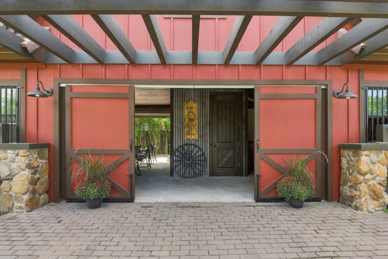 SW Orlando Splendid "Farm" Estate - photo 22
