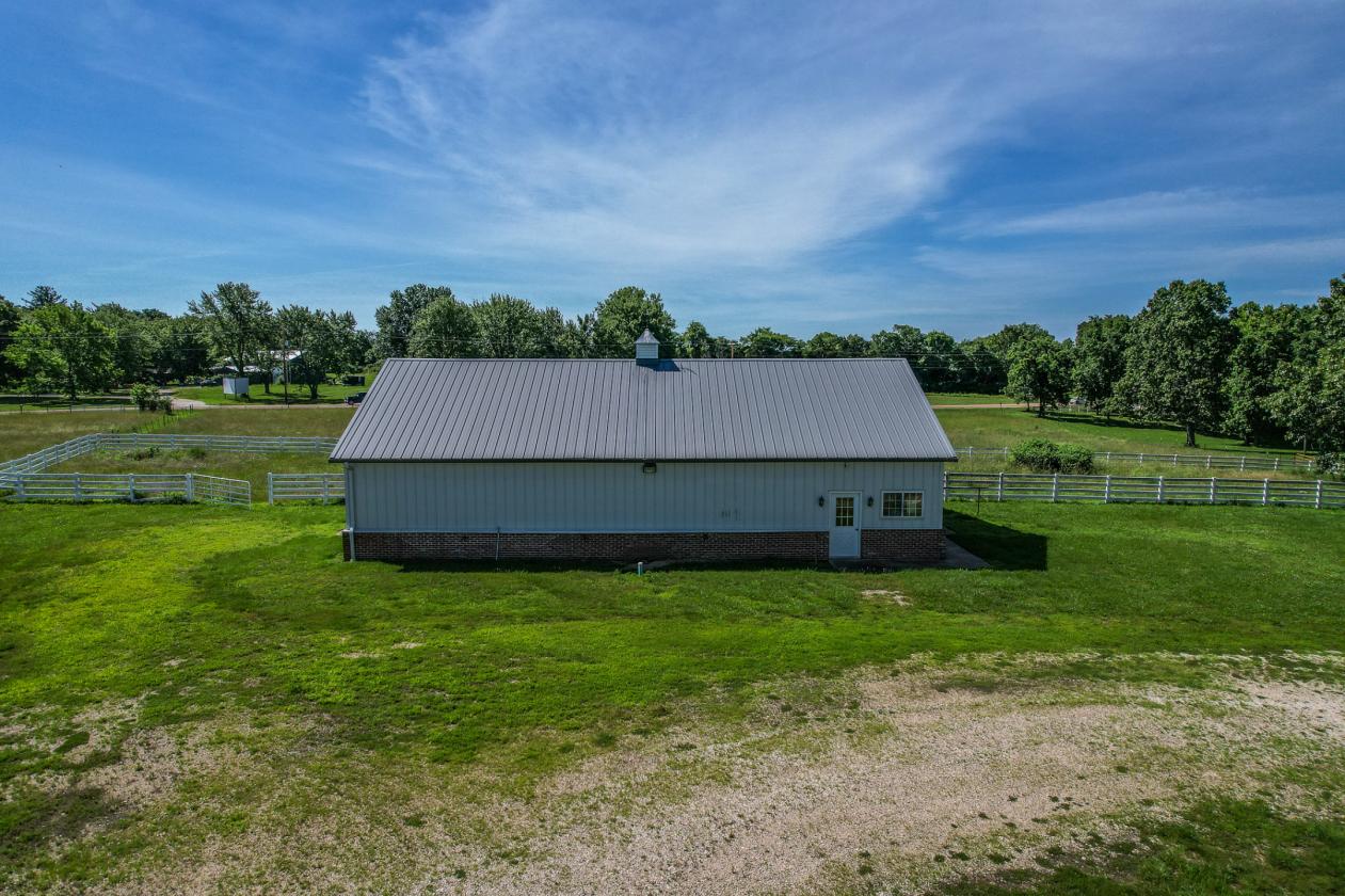 Luxury 227 Acre Horse Property - photo 13