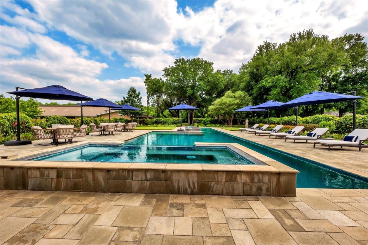 Luxury Equestrian Estate with Arena on 80.54 acres - photo 15