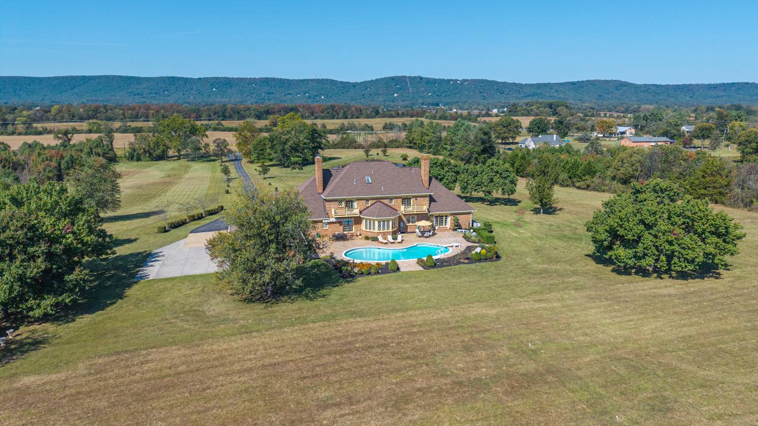 Horse Property for sale.