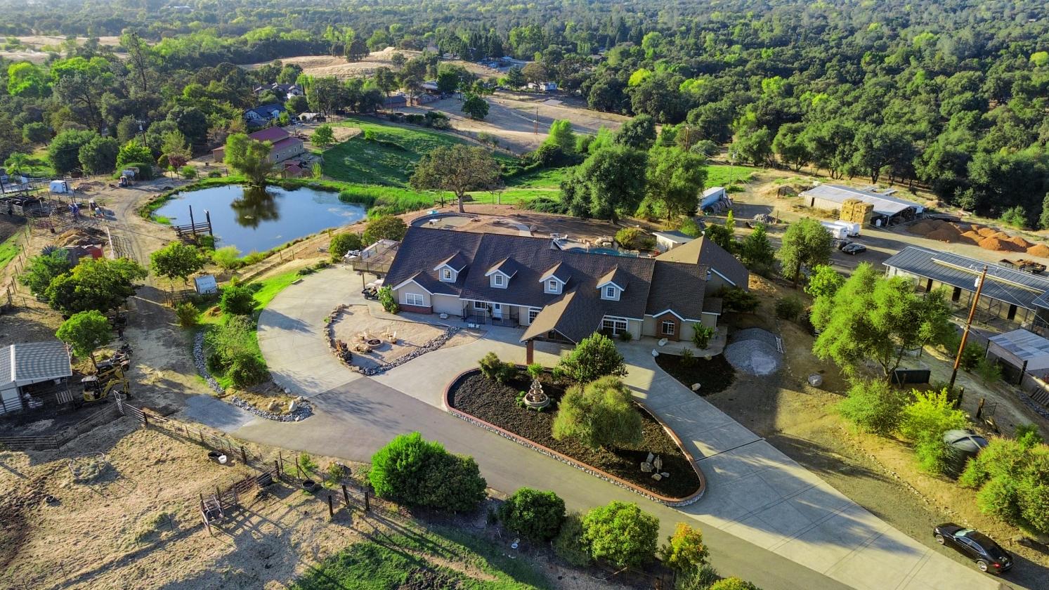 16 Acre Ranch with a View! - photo 2