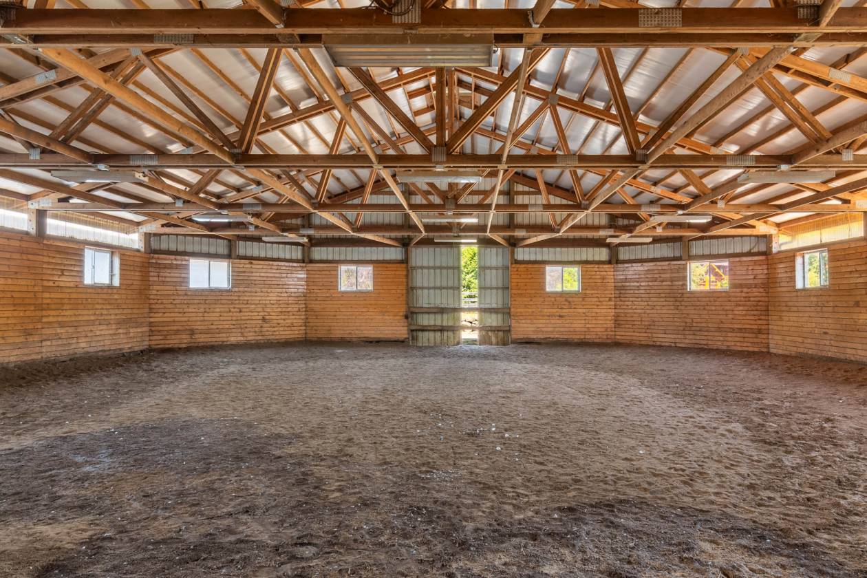 Exclusive Equestrian Estate on 53 Acres - photo 24