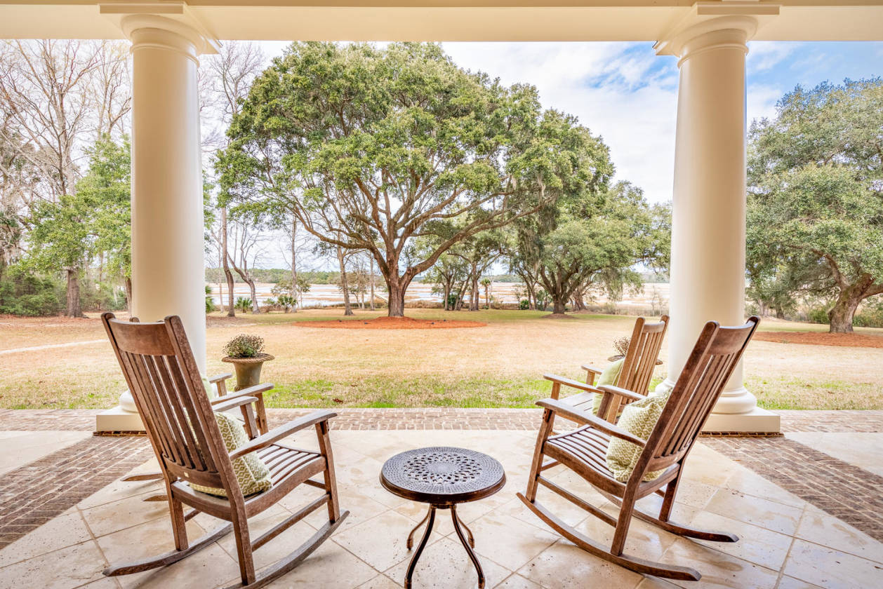 A Luxury Equestrian Waterfront Estate with Dock on a 550... Awendaw, Charleston County, South