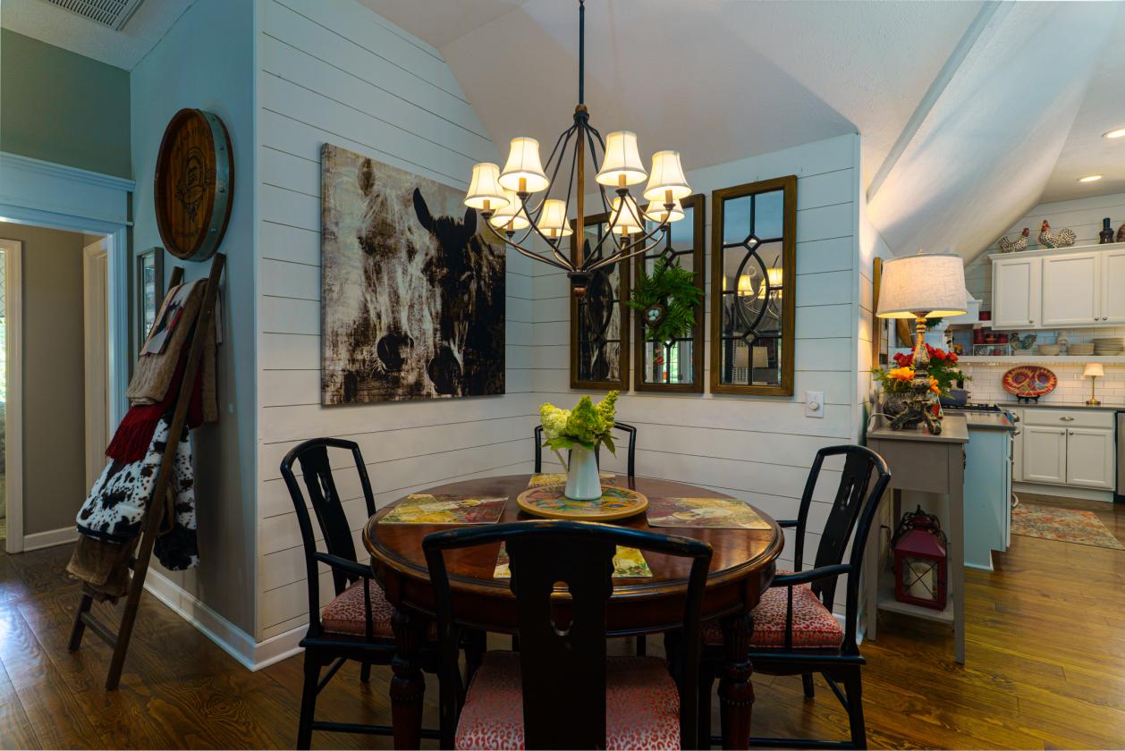 Stunning Equestrian Estate - photo 20