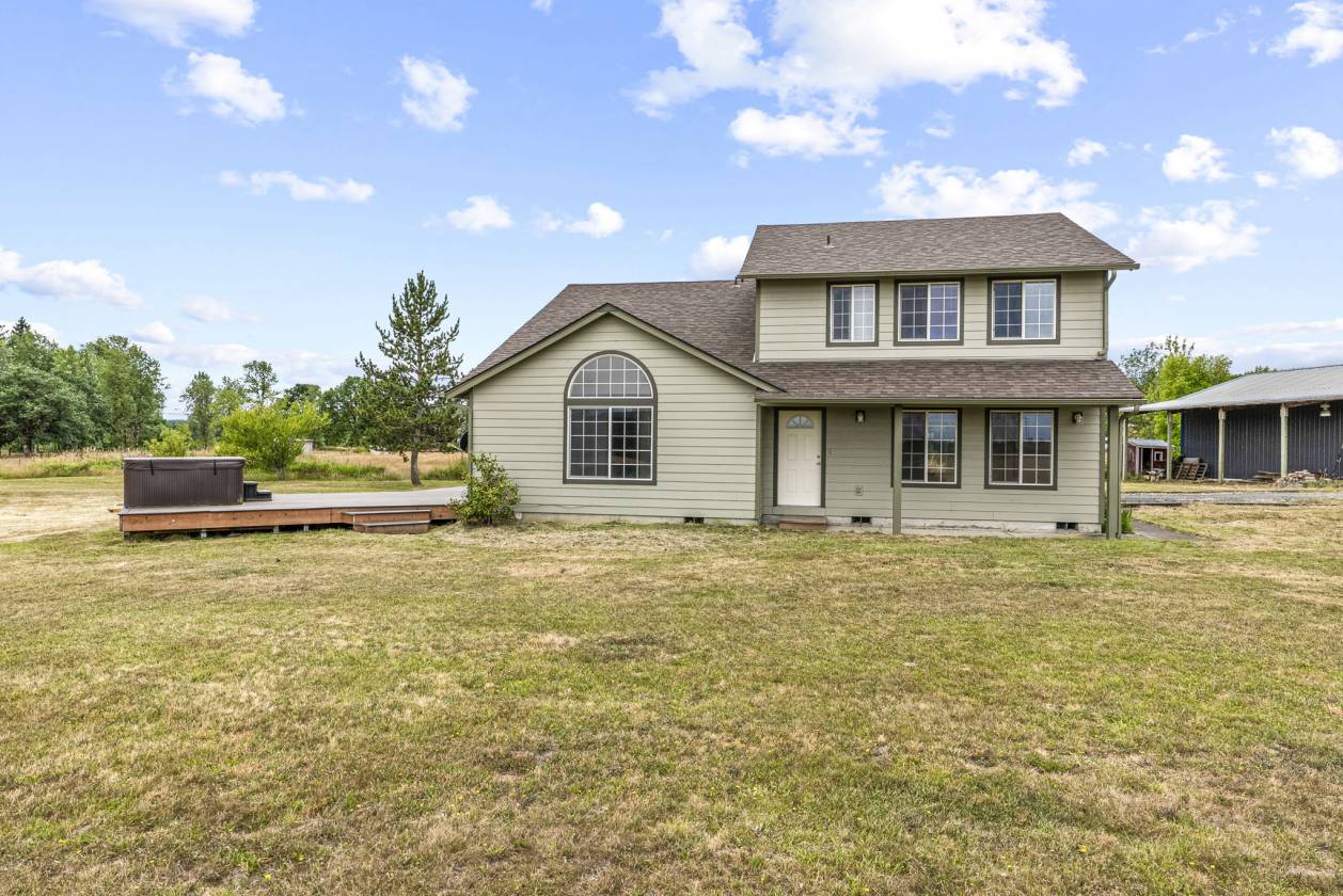 Horse Property for sale.