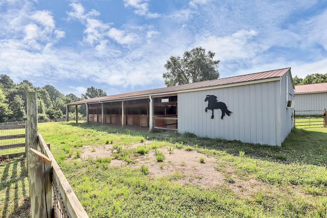 Horse Farm with Beautiful Remodeled Ranch Home - photo 21