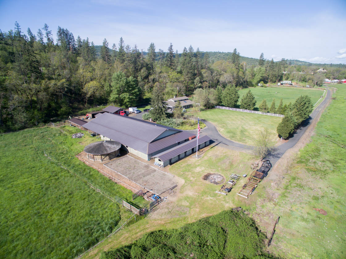 Delightful Dream Oregon Horse Property Eagle Point, Jackson County