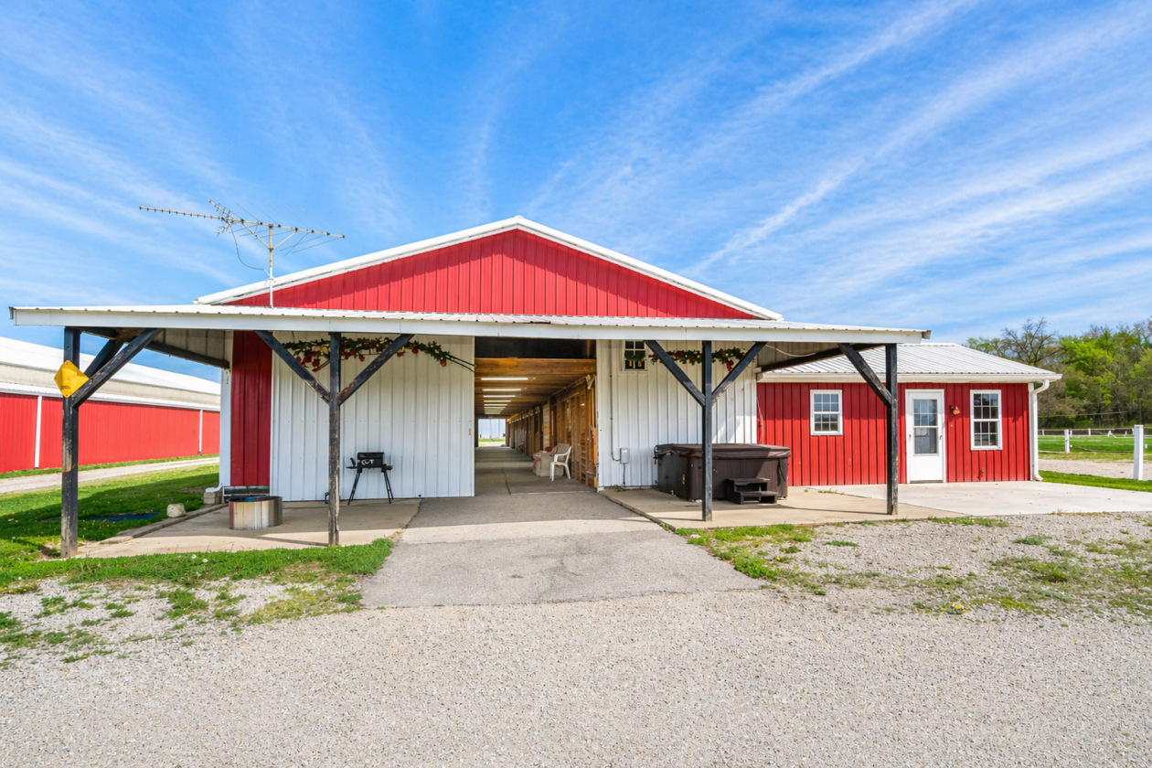 MUNCIE 34 ACRES HORSE FACILITY (3 parcels) - photo 14