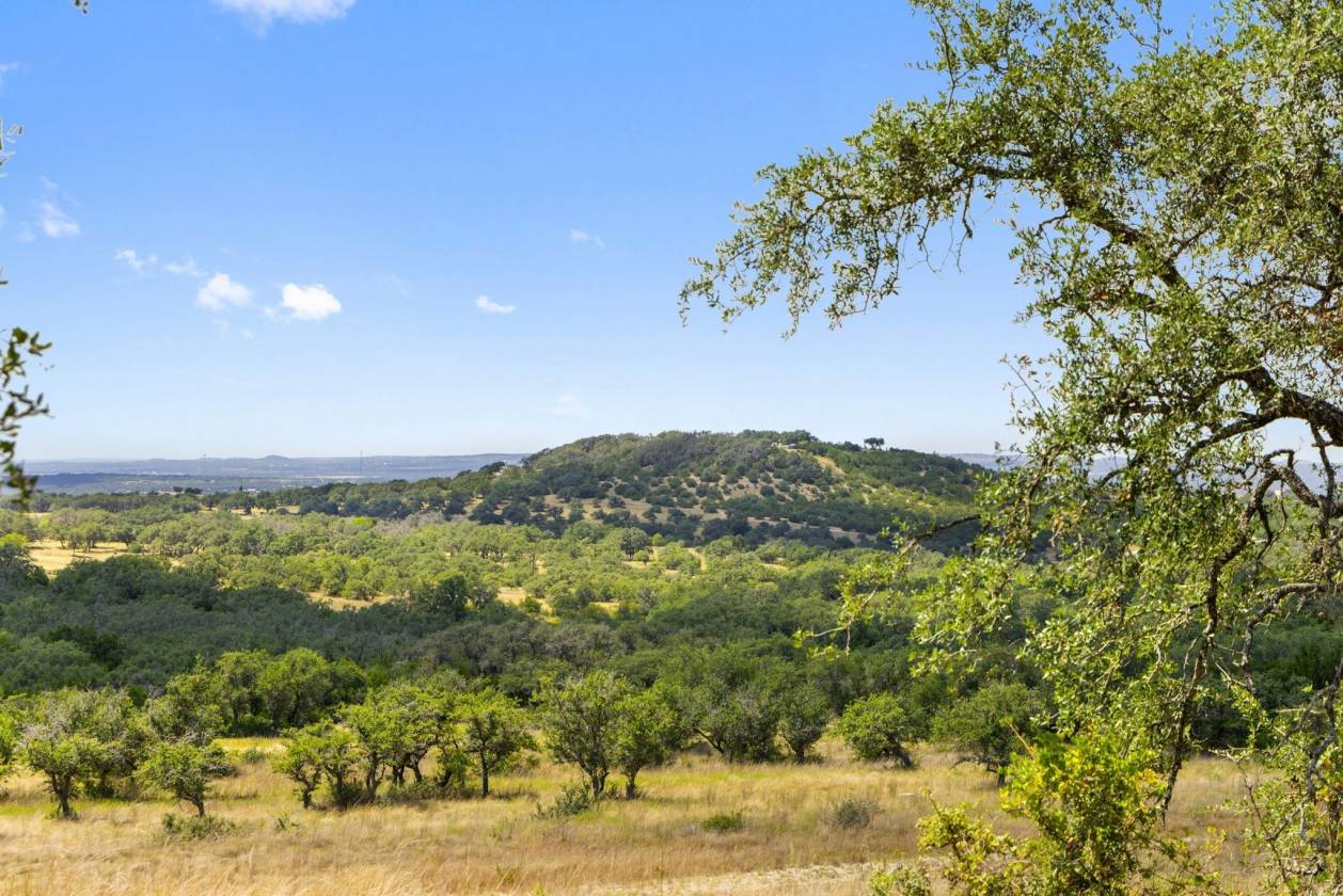 Modern Hill Country Estate with Panoramic Views - photo 28