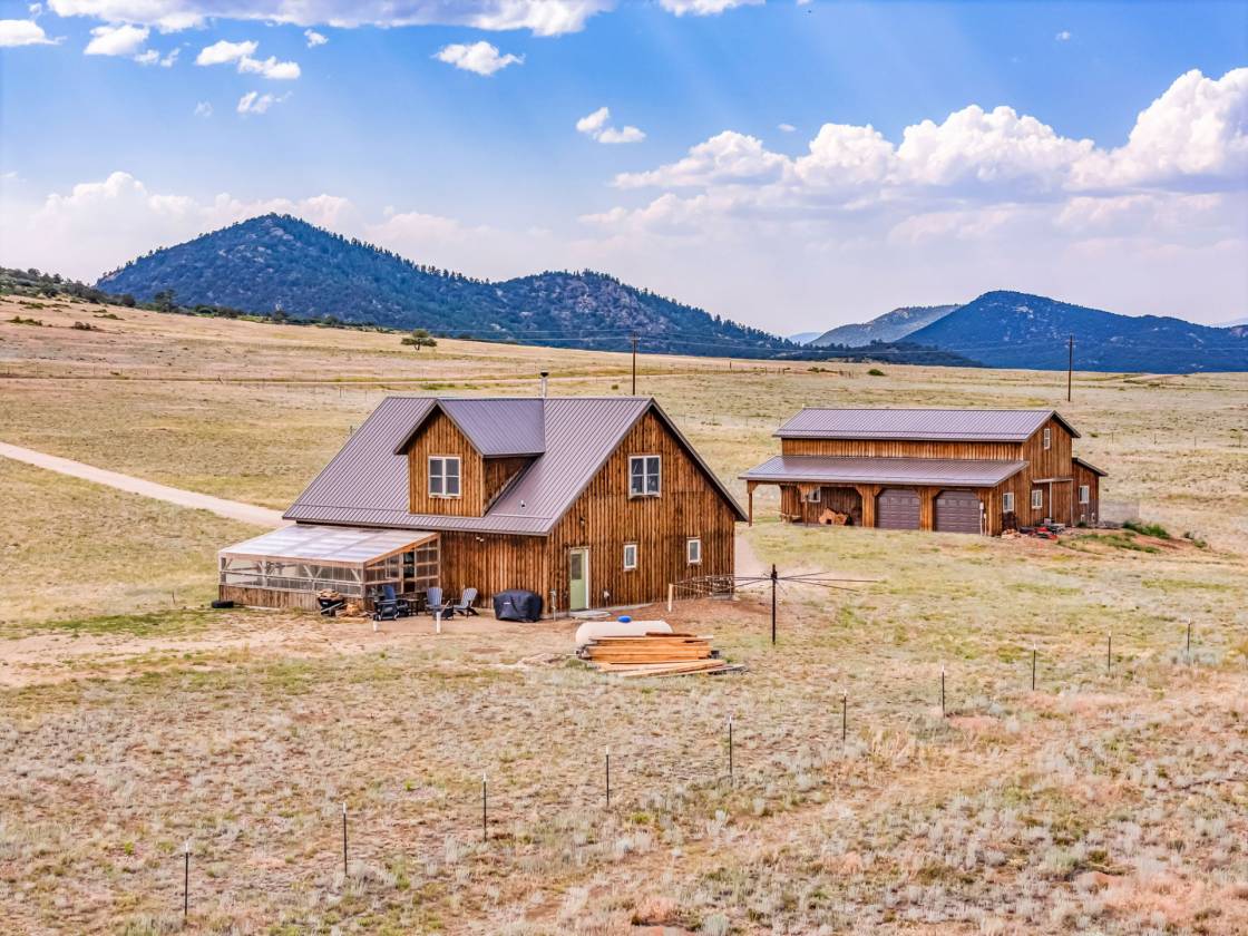 Horse Property for sale.