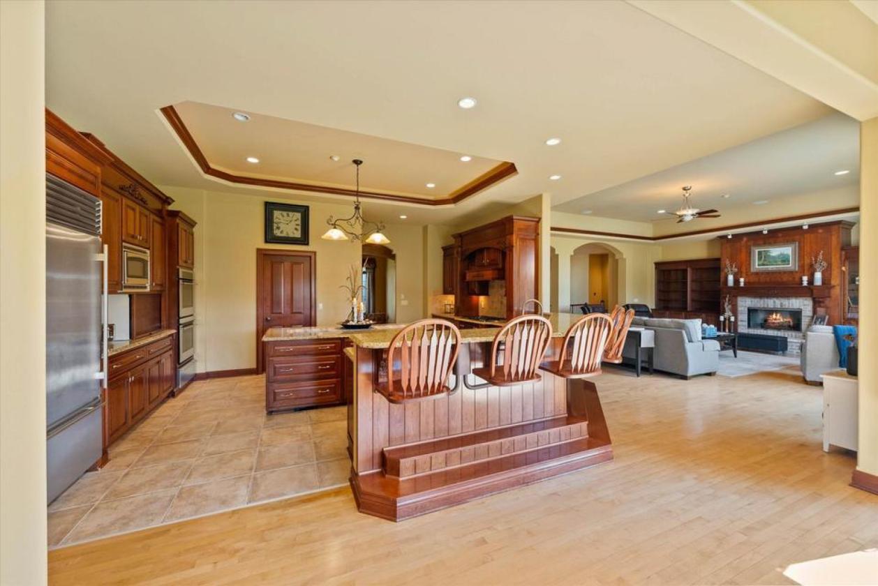 Luxury Horse/Hobby Farm Estate with Gorgeous Views - photo 15