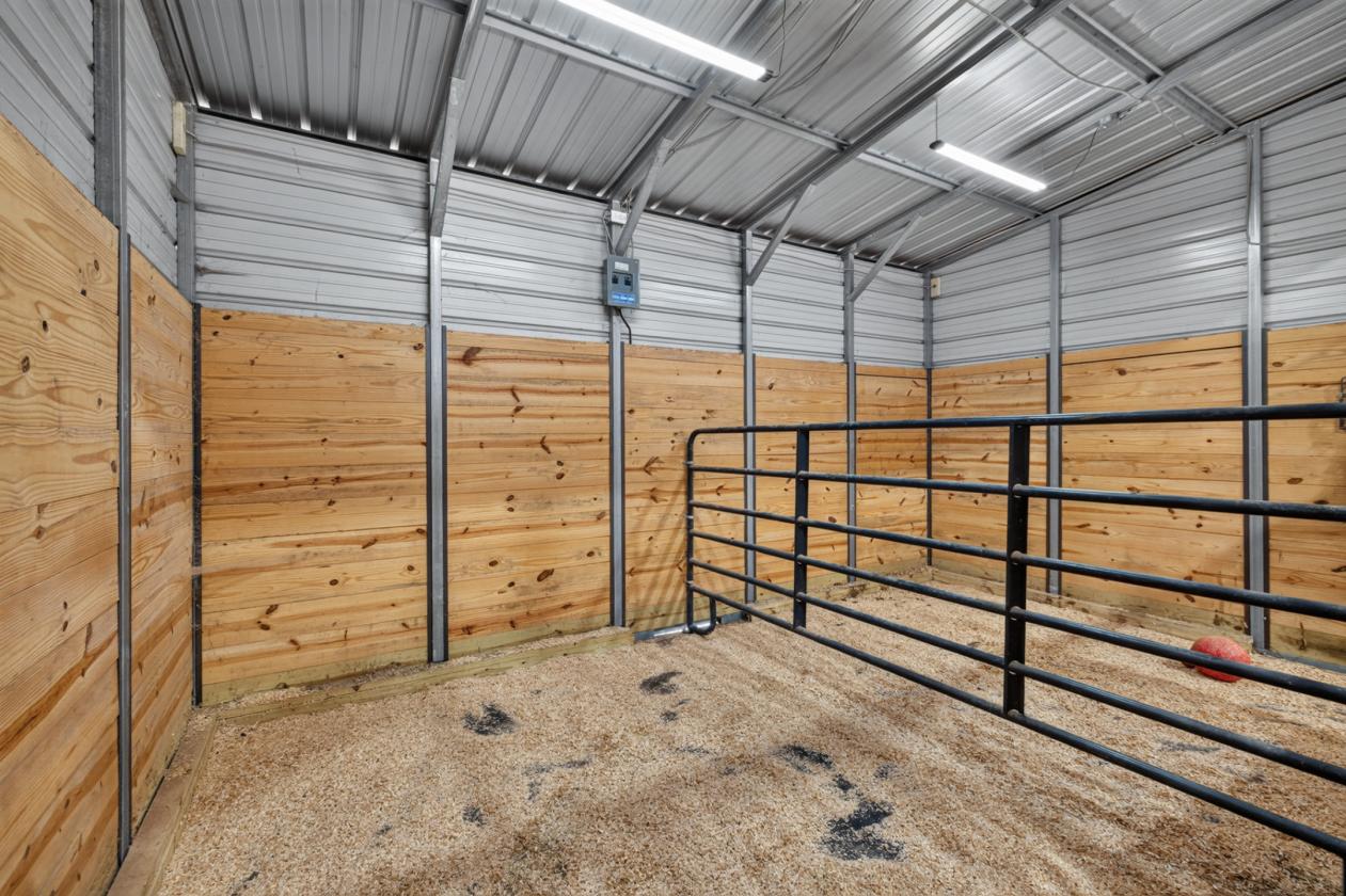 8.52 Acre horse farm with creek and home - photo 27
