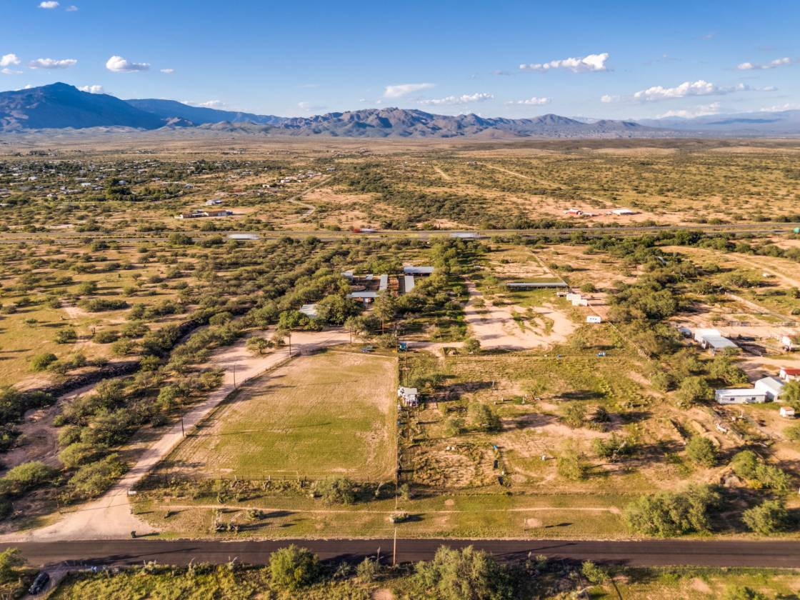 Horse Property for sale.