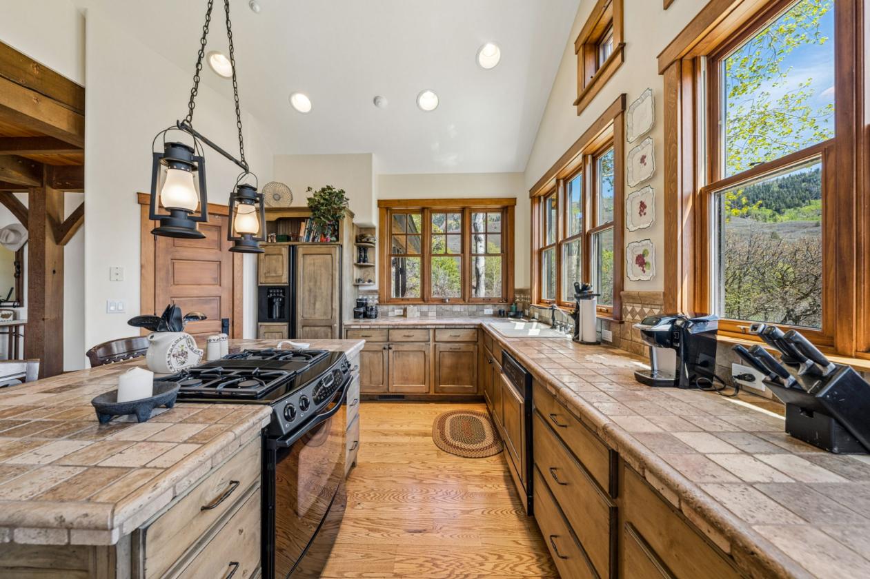 Turn-Key Horse Property With Western Riding & Ski - photo 24