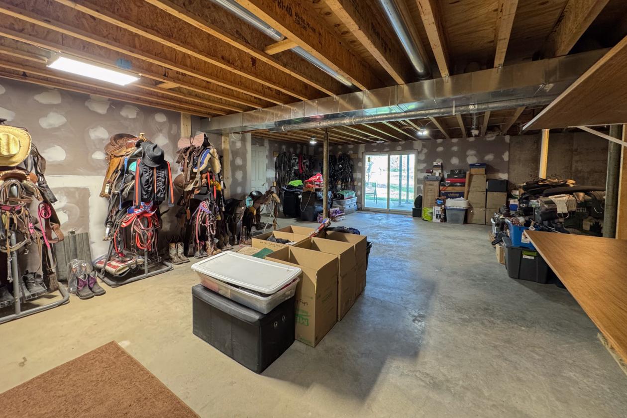 27+ Acre Turnkey Horse Boarding Facility - photo 29