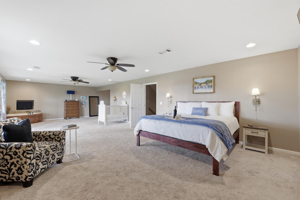 67-Acres 6000 SqFt Estate - photo 12