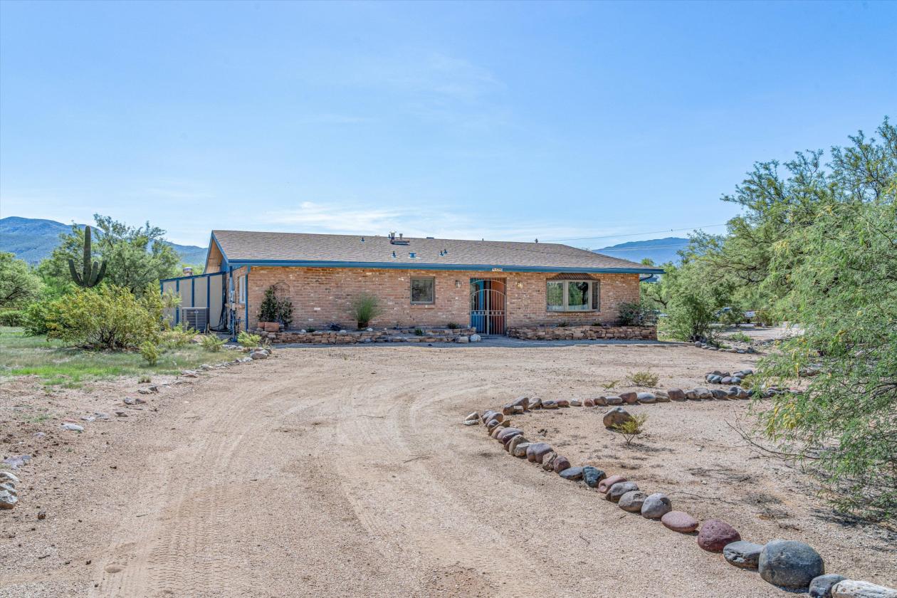 Tanque Verde Valley Horse Property! - photo 4