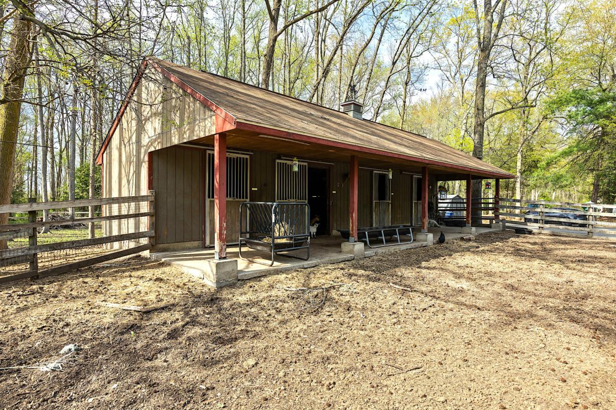 One-of-a-Kind Farmette with 3-Stall Barn - photo 2