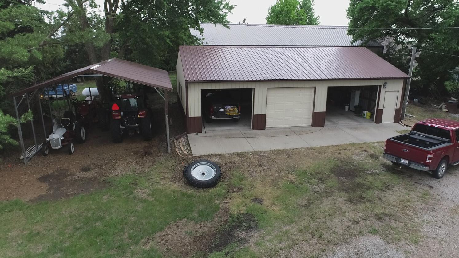 23.49± Acres with Home, Barn, & Pasture - photo 6