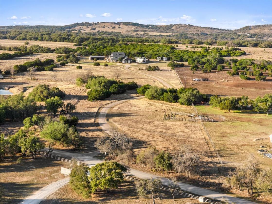 Cricket Hill Ranch - photo 4