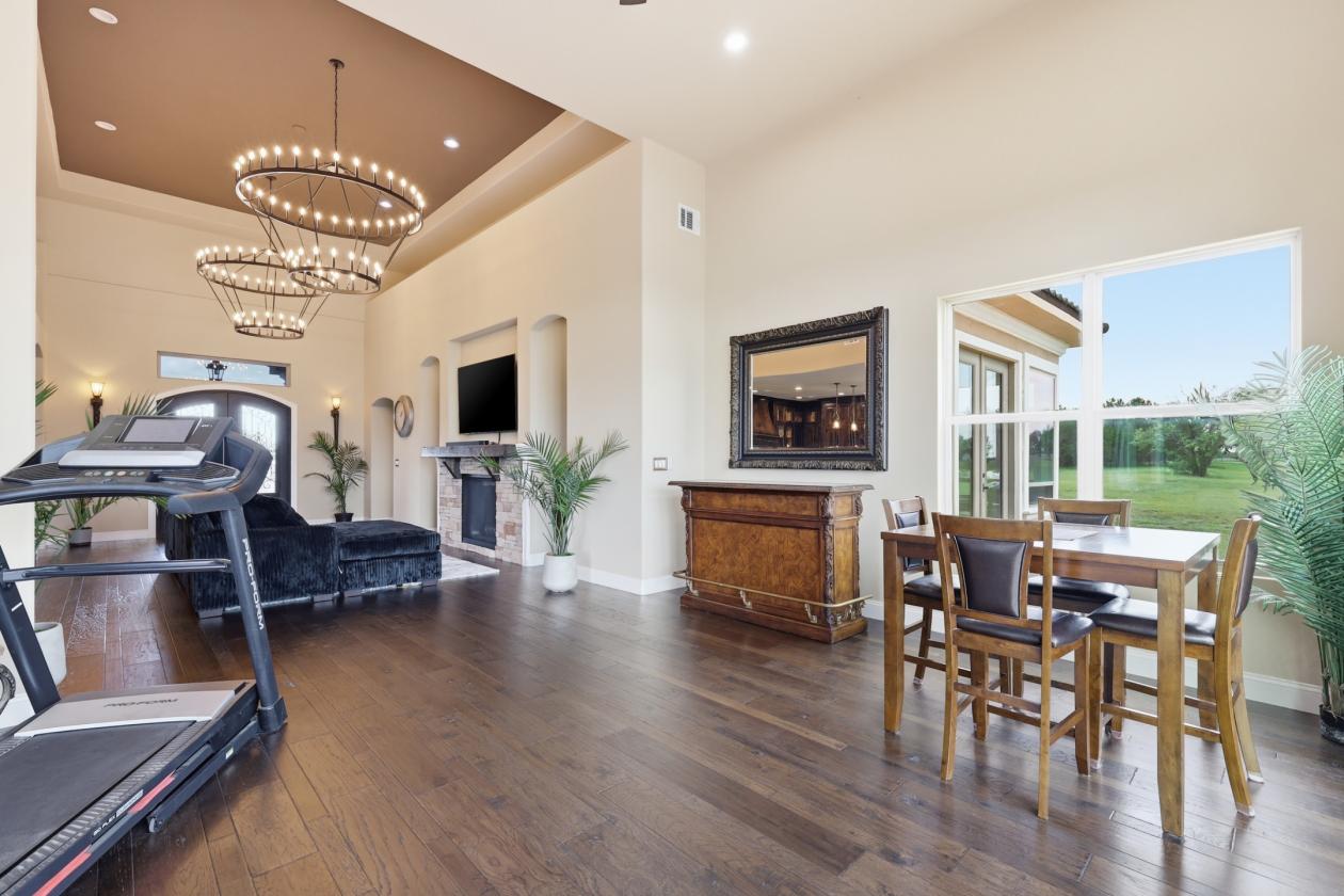 Gated Luxury Estate with Unmatched Views on 5 Acres - photo 28